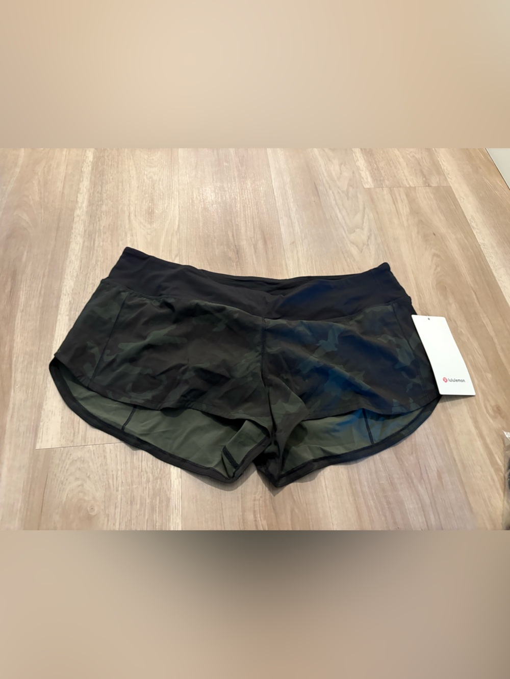Lululemon Speed Up Short *2.5"
